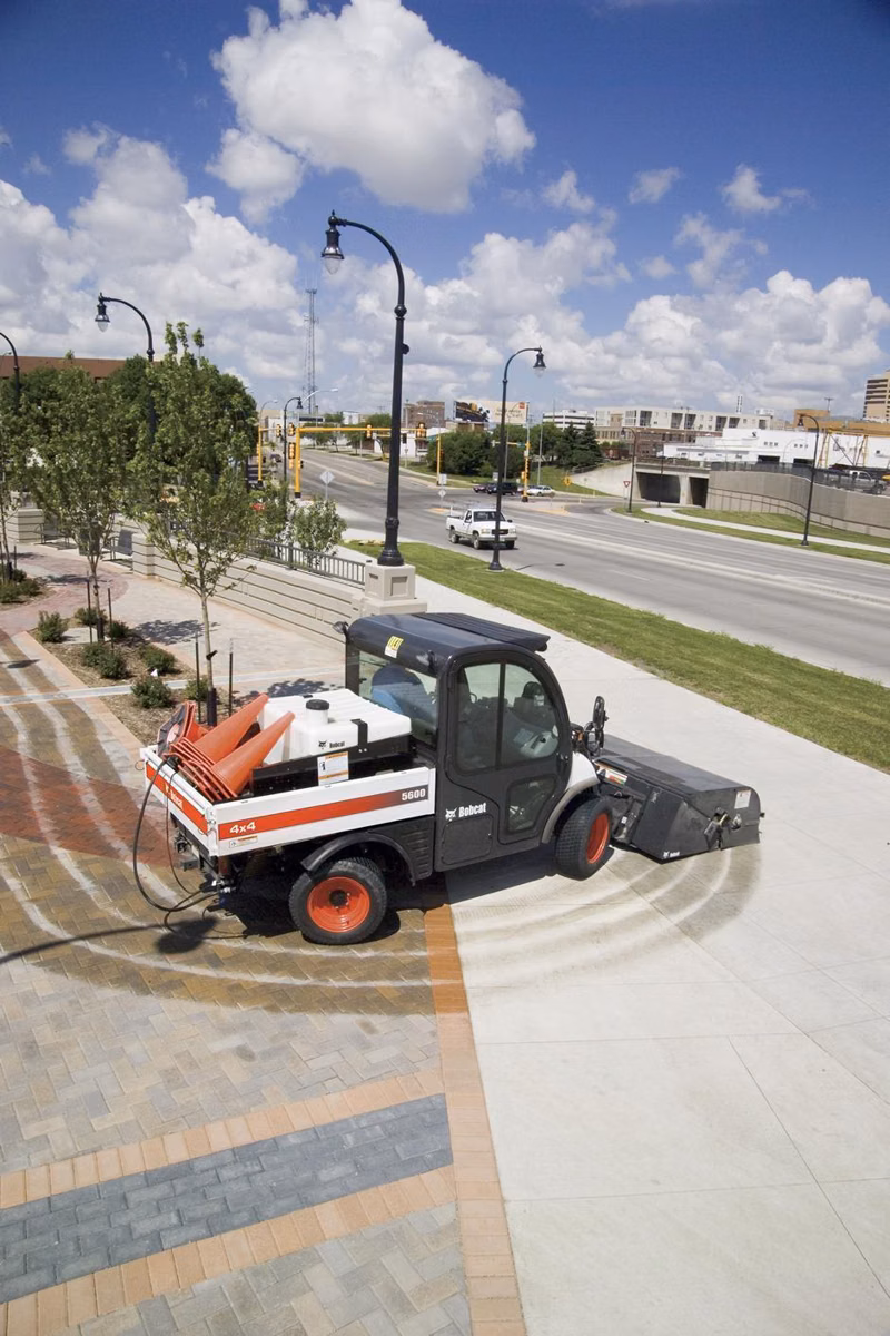 2022 Bobcat 44" Sweeper - Image 5
