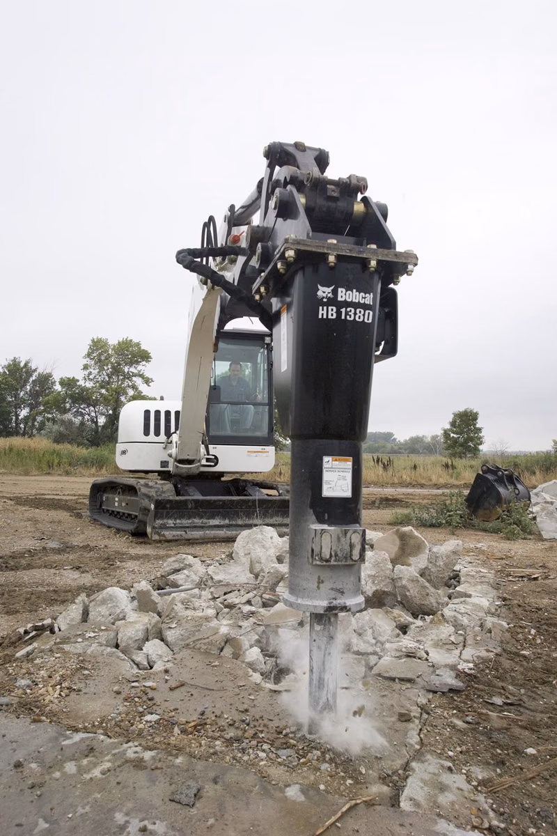 2024 Bobcat Breaker, Nail Point - HB680 - Image 3