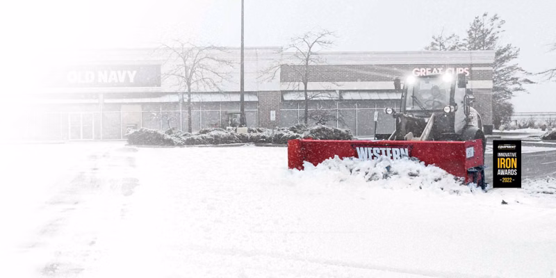 2023 Western Snowplows SKID-STEER 10' - Image 1