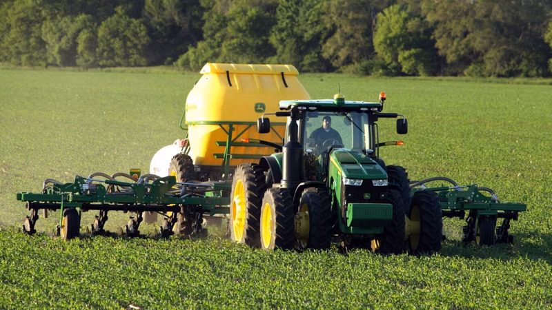 2024 John Deere 2510H with Dry Nutrient Attachment - Image 1