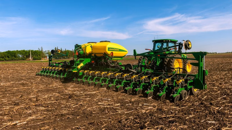 2024 John Deere DB44 24Row22 - Image 1
