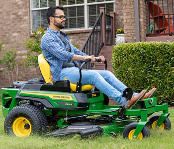 2023 John Deere Z330R - Image 7