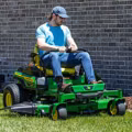 2023 John Deere Z330R - Image 19