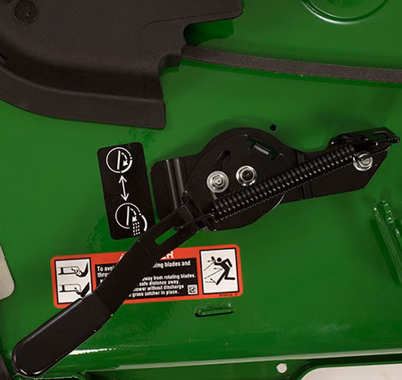 2025 John Deere Z515E, 48-in Deck - Image 36