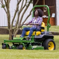 2024 John Deere Z720E - Image 84