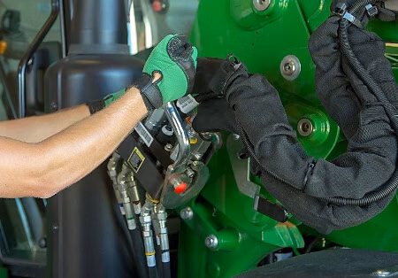2026 John Deere 640R - Image 8