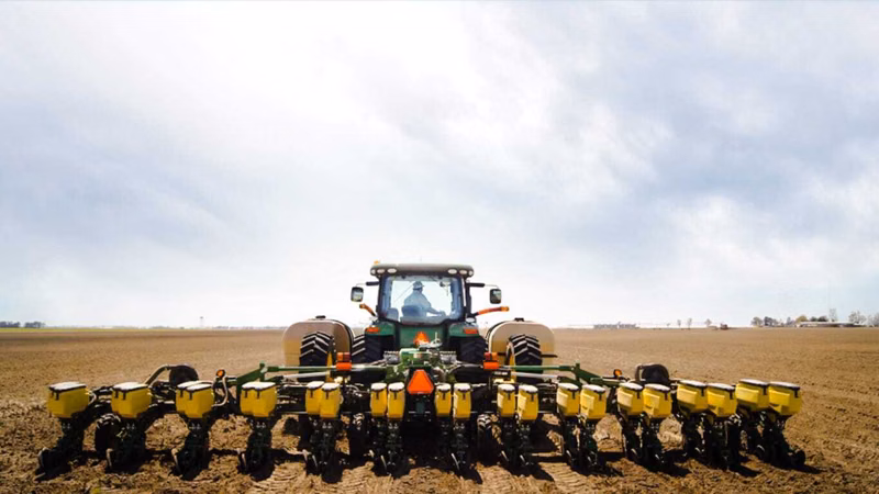 2025 John Deere DR12 Twin Row - Image 1