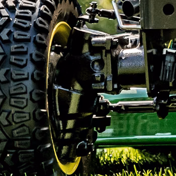 2024 John Deere X739 - Image 32