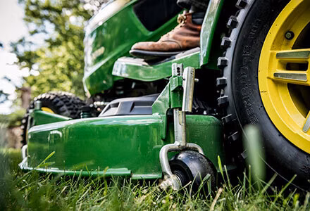 2024 John Deere X754 - Image 13