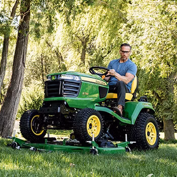 2025 John Deere X758 - Image 24