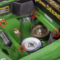 2025 John Deere Z985R EFI - Image 41