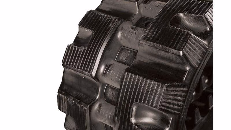 2025 Bobcat 18 Inch C-Pattern Premium Skid Steer Loader Track (450 x 86 x 53) (7301305) - Image 3
