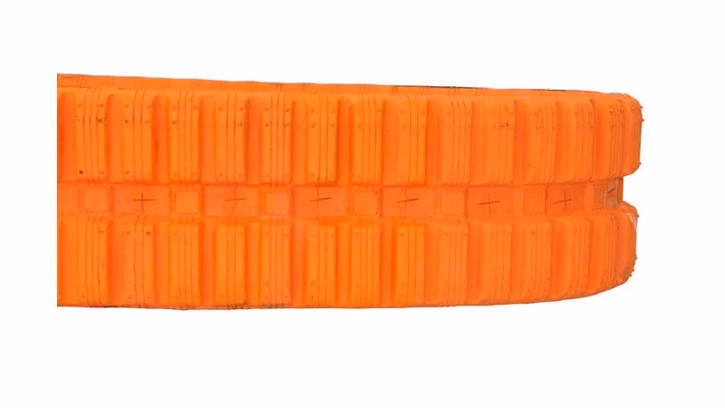 2025 Bobcat 7 Inch Non-Marking Multi-Bar Lug MT Loader Track (180 x 72 x 45) (7303700) - Image 8