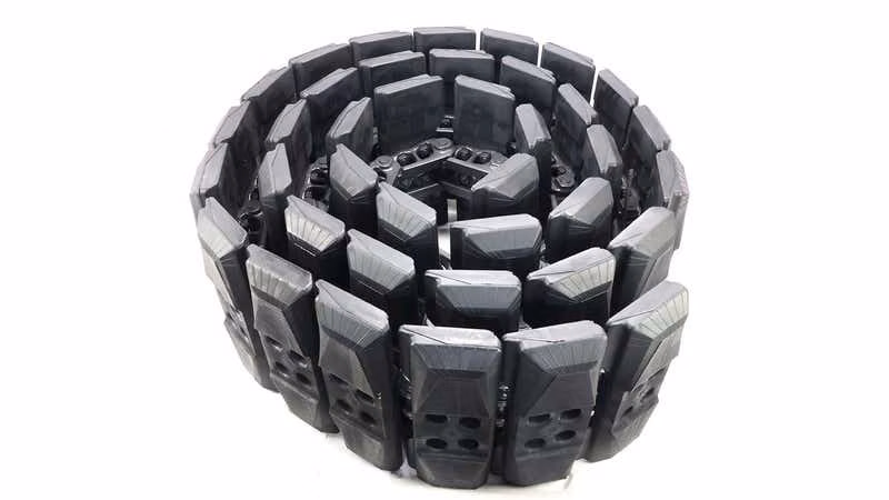 2025 Bobcat Segmented Track (450 x 154 x 39) for Excavators (7311059) - Image 2