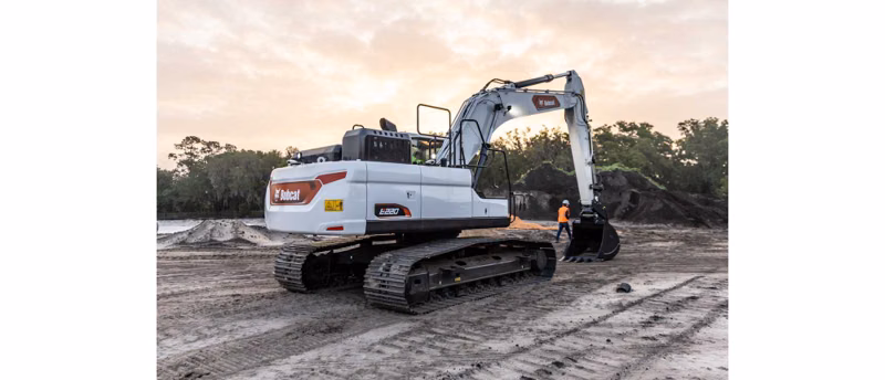 2025 Bobcat E220 - Image 6