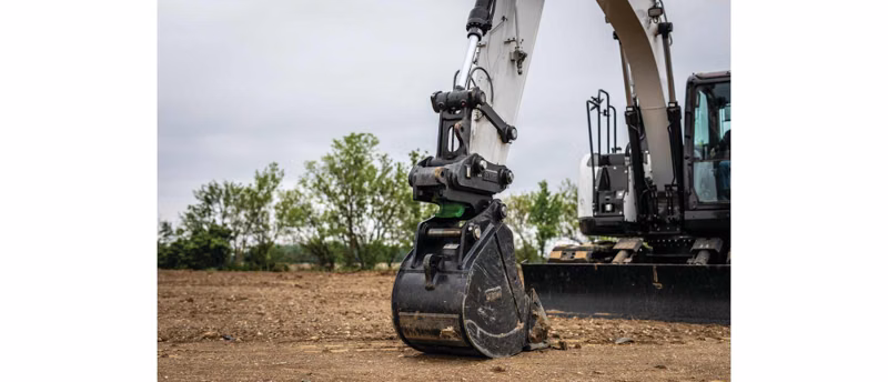 2025 Bobcat E220 - Image 15