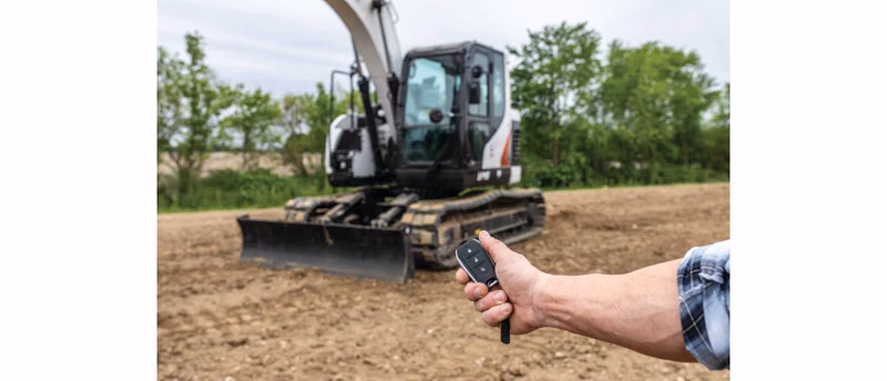 2025 Bobcat E220 - Image 27