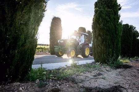 2025 John Deere 5105EN - Image 10