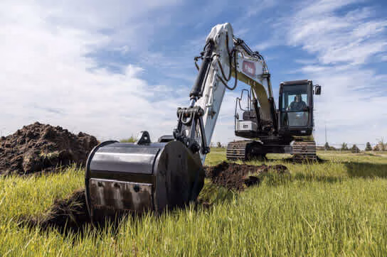2025 Bobcat Bucket - Trenching, LX, 36" (.8 Cu Yd) (Length 56.9 in) - Image 4