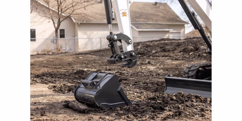 2025 Bobcat Mechanical X-Change Coupler - Image 6