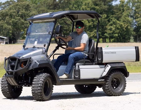 2026 John Deere GX Crew Electric Utility Vehicle - Image 11