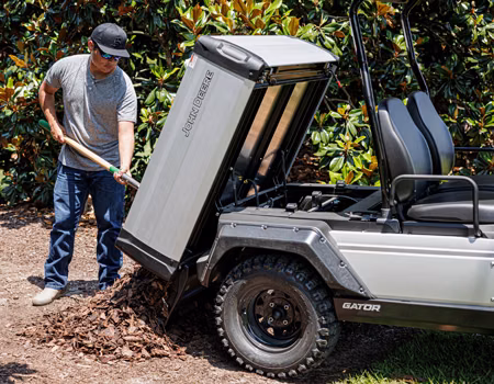 2026 John Deere GX Crew Electric Utility Vehicle - Image 13