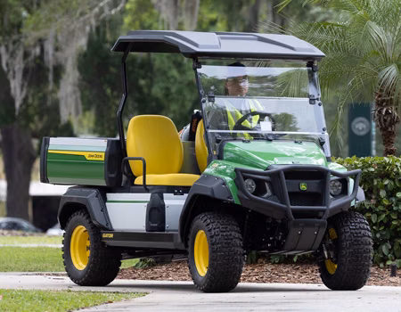 2026 John Deere GX Crew Electric Utility Vehicle - Image 24