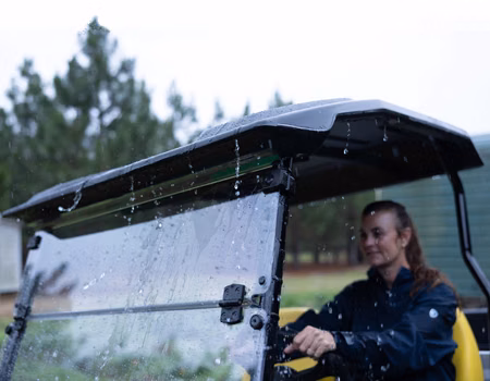 2026 John Deere GX Crew Electric Utility Vehicle - Image 32