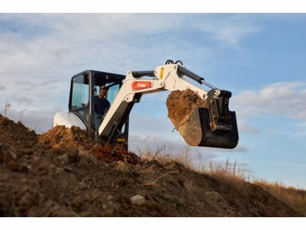 2026 Bobcat E32 (Extendable Arm) - Image 3
