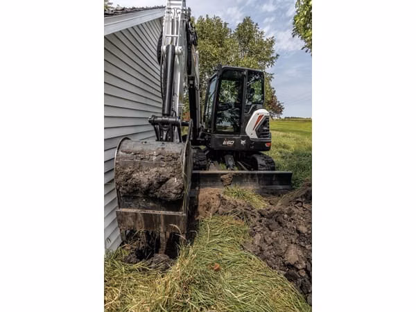 2026 Bobcat E35 (25 hp, Extendable Arm) - Image 7