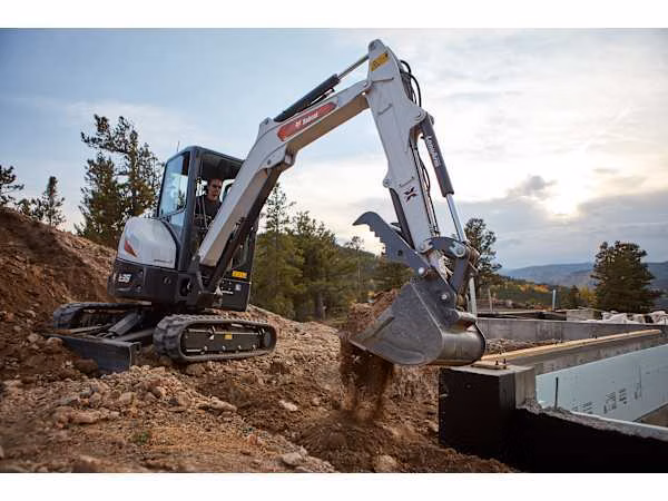 2026 Bobcat E60 (Long-Arm) - Image 6
