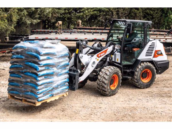 2026 Bobcat Pallet Fork B760 - Image 4