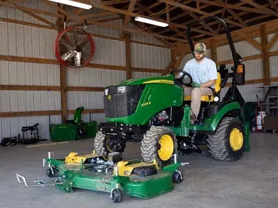 2026 John Deere 1023E - Image 8