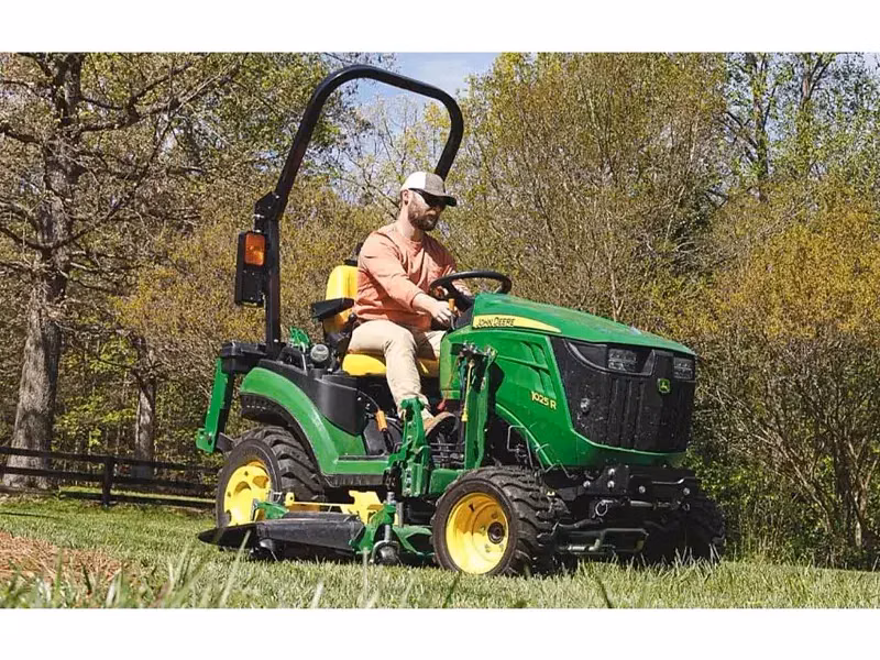 2026 John Deere 1025R - Image 5