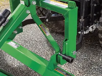 2026 John Deere 2032R - Image 7