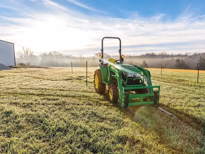 2026 John Deere 3038E - Image 6