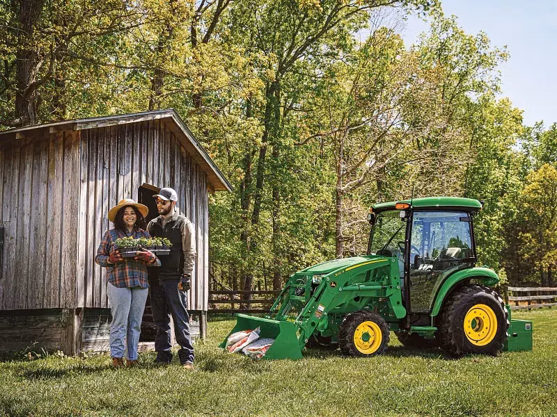 2026 John Deere 3046R - Image 7