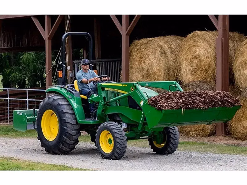 2026 John Deere 4044M - Image 4